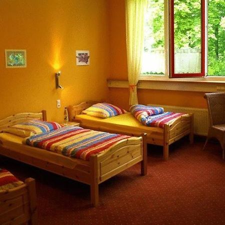 Econo Motel Goelzer Büchenbeuren Extérieur photo
